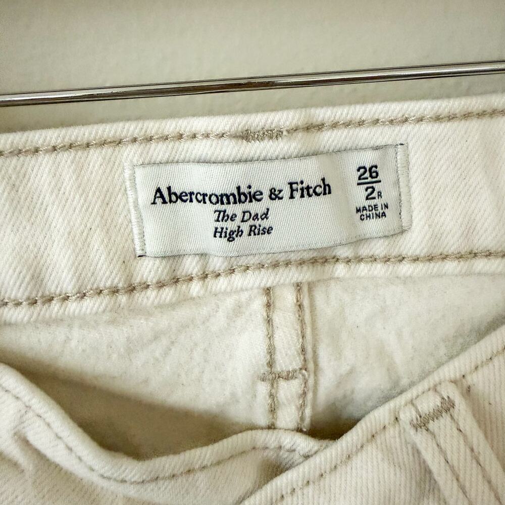 Abercrombie & Fitch The Dad High Rise Jeans Size 26/2R Bone White Straight Leg - Picture 5 of 10